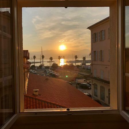 Appartement Vue Mer Centre Ville Аяччо Экстерьер фото